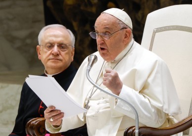 Pope preaches patience, even amid war, during Holy Week audience